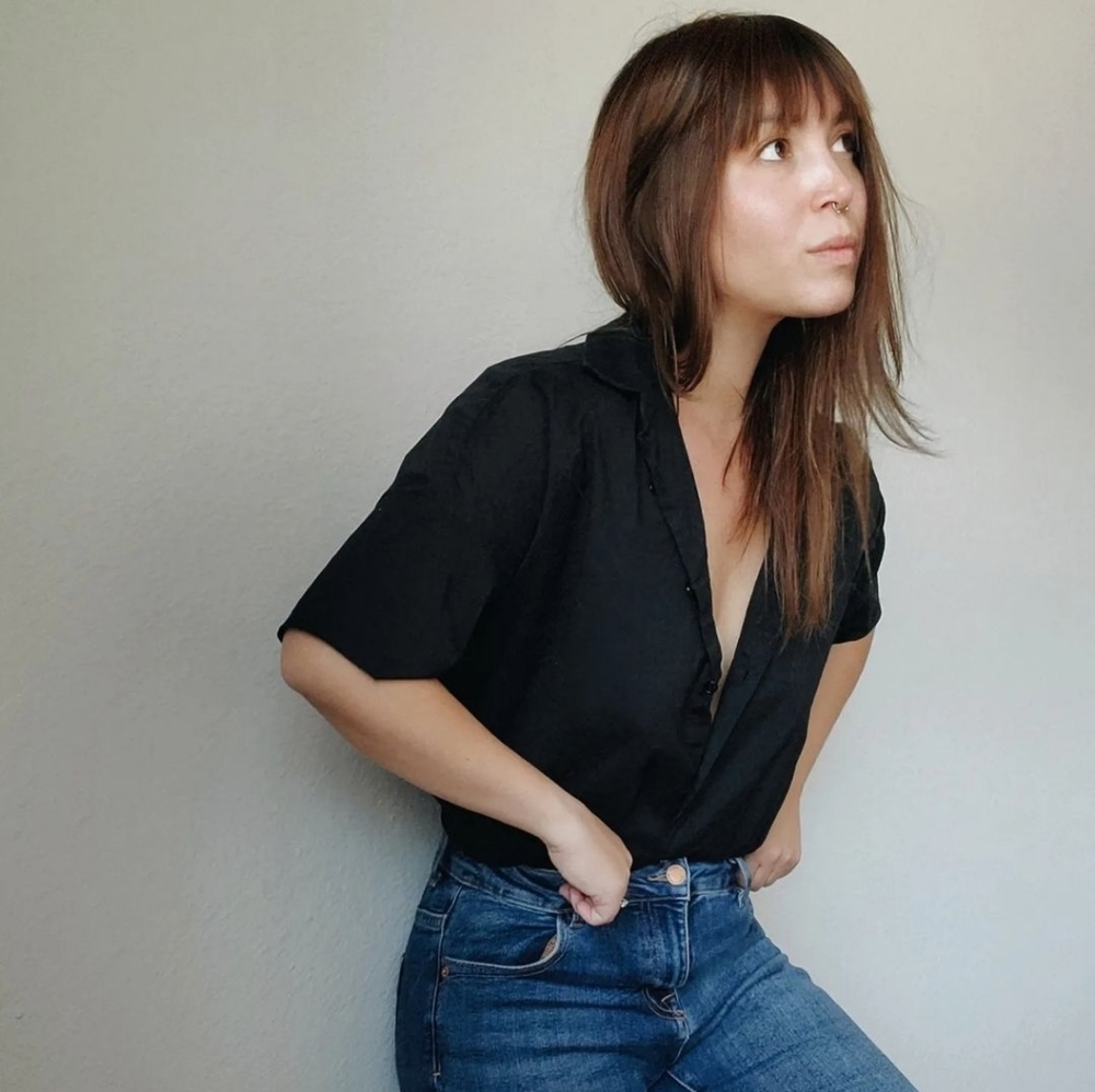 Black resort shirt